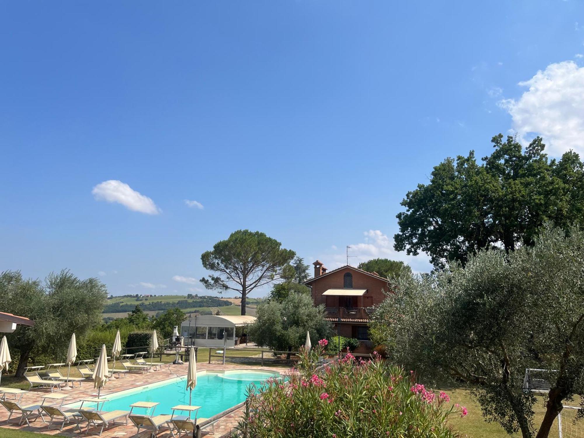 Agriturismo Villa Beatrice Mondavio エクステリア 写真