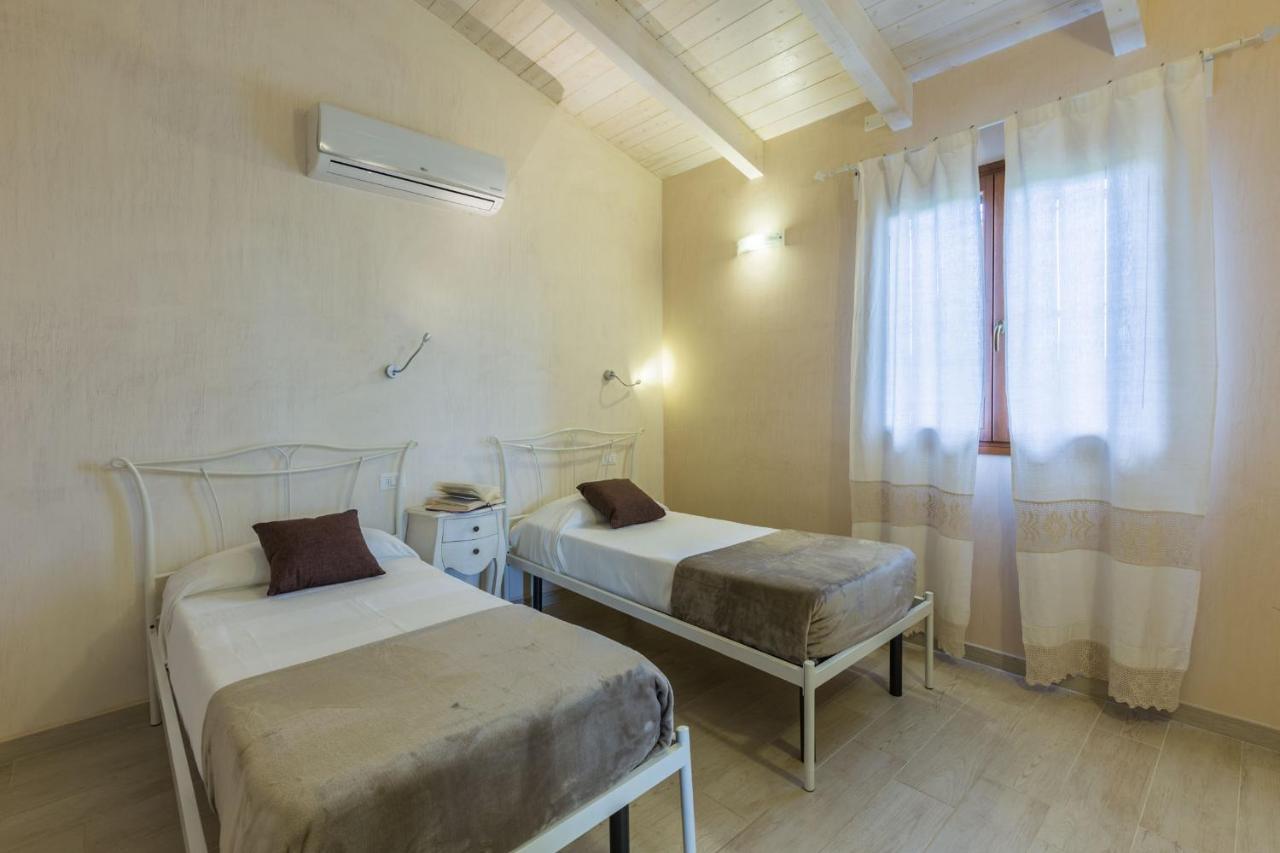 Agriturismo Villa Beatrice Mondavio エクステリア 写真