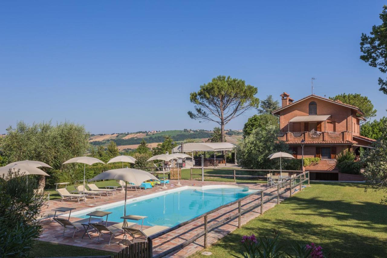 Agriturismo Villa Beatrice Mondavio エクステリア 写真